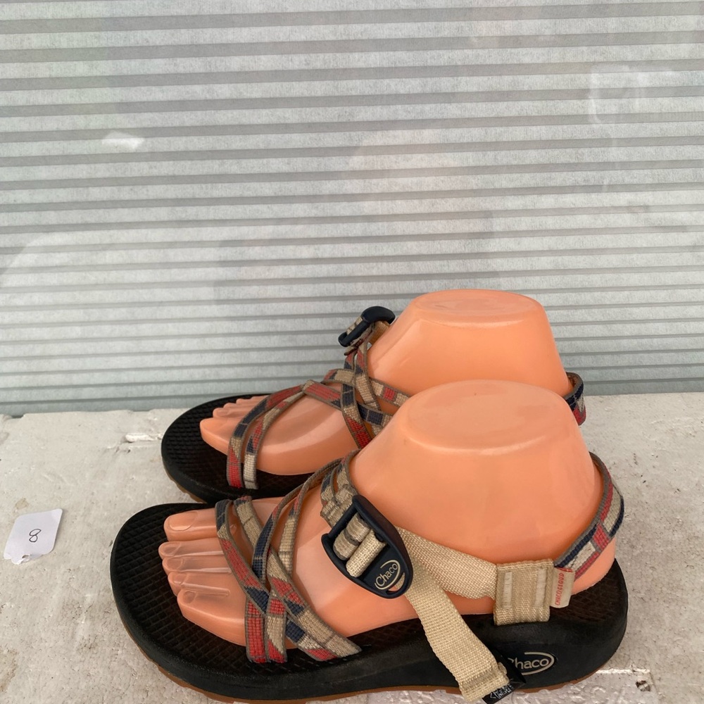 Chaco Z/Clodud X Women’s Multicolor Red and Tan Straps Sandals Size W7